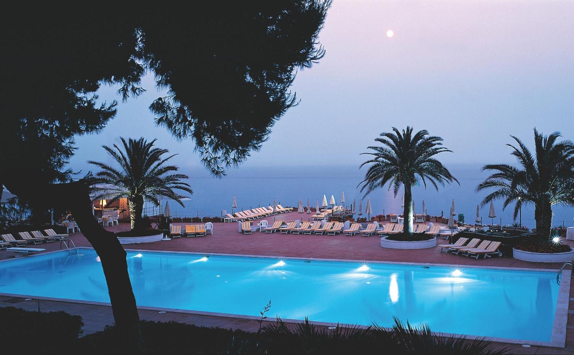 Grand Hotel Baia Verde Cannizzaro Esterno foto