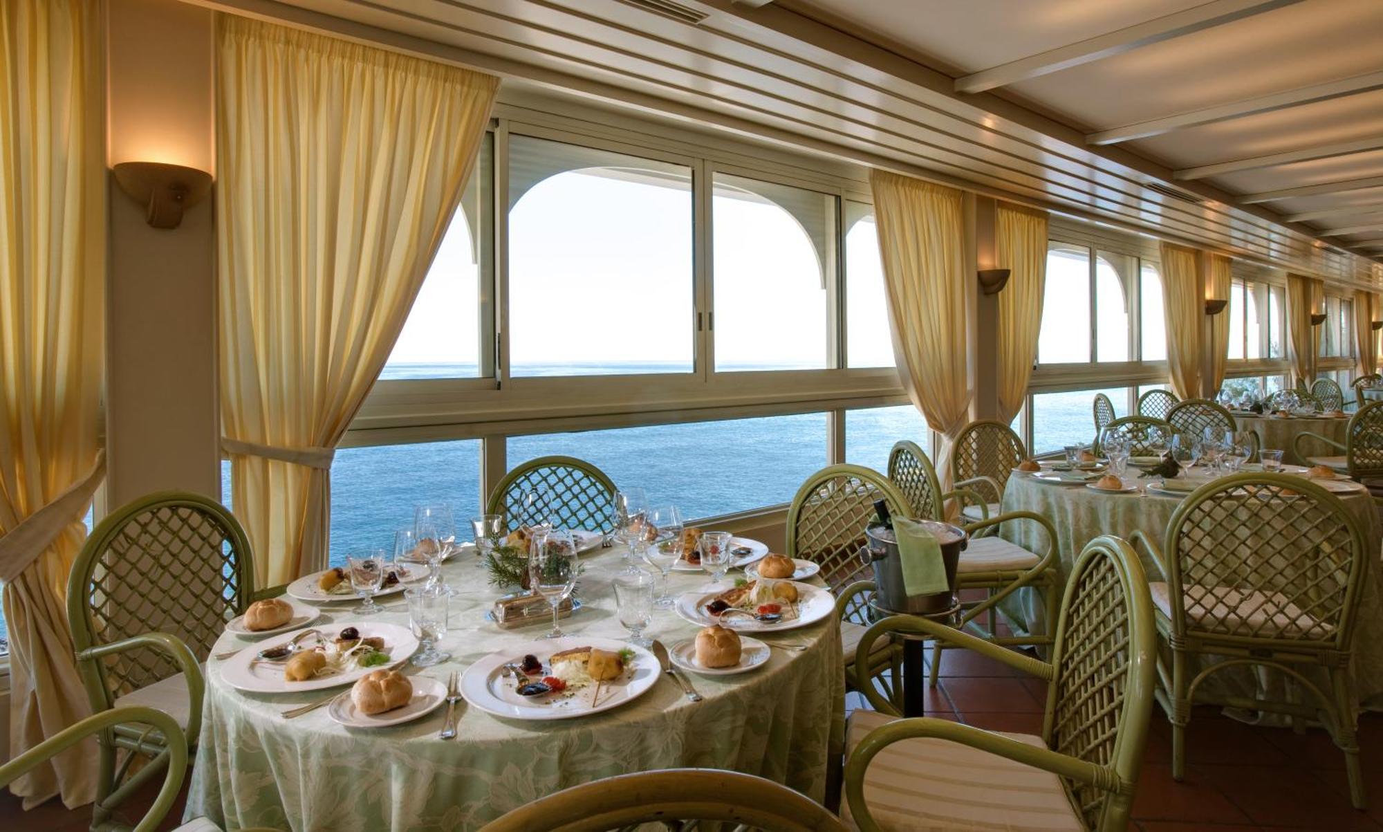 Grand Hotel Baia Verde Cannizzaro Esterno foto
