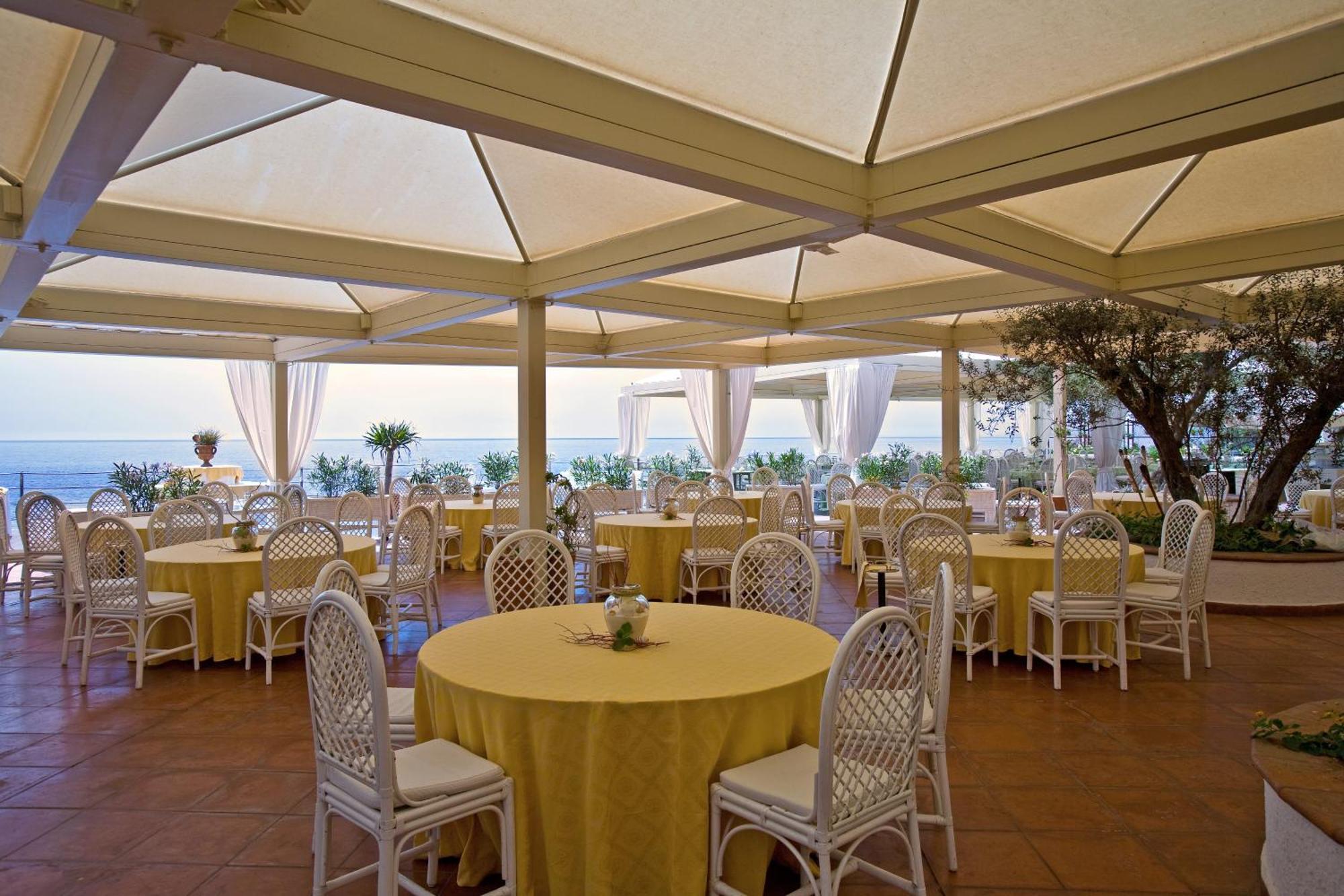 Grand Hotel Baia Verde Cannizzaro Esterno foto