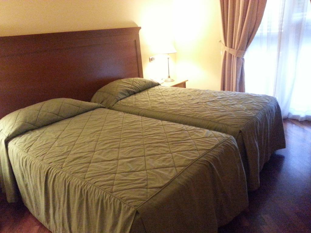 Grand Hotel Baia Verde Cannizzaro Esterno foto