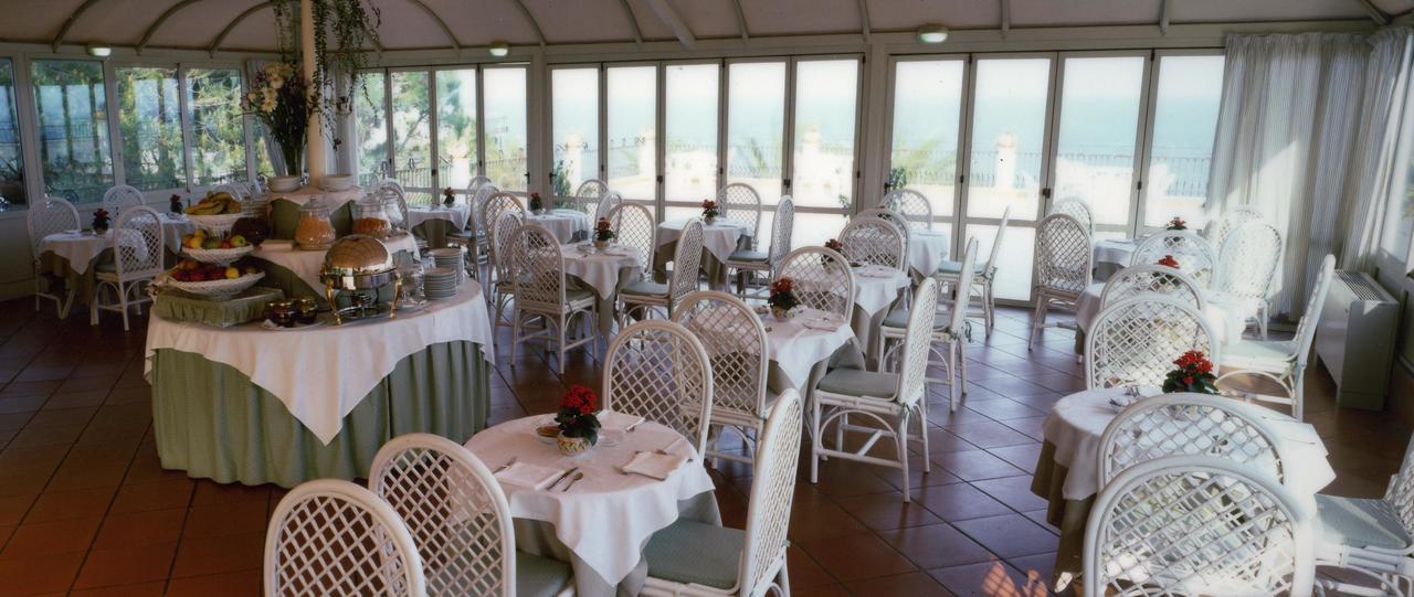 Grand Hotel Baia Verde Cannizzaro Esterno foto